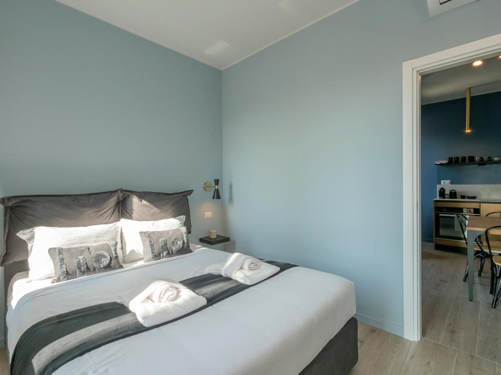New Two-room A Stone's Throw From The M3 Metro Milán